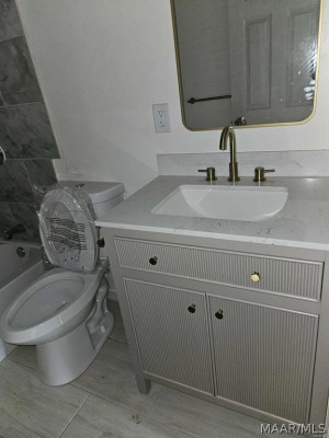 142 W Michigan Avenue