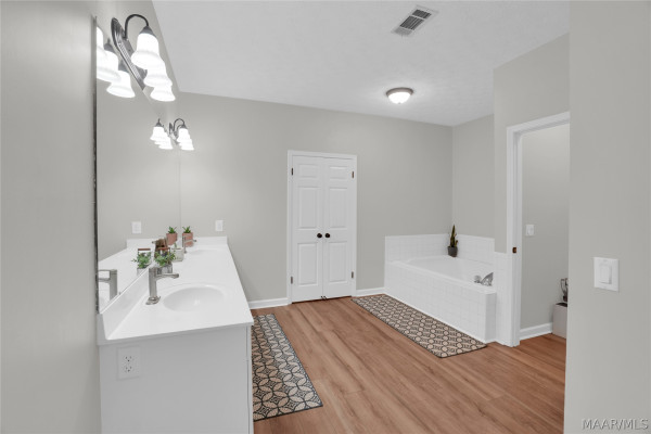 1375 Emerald Mountain Parkway