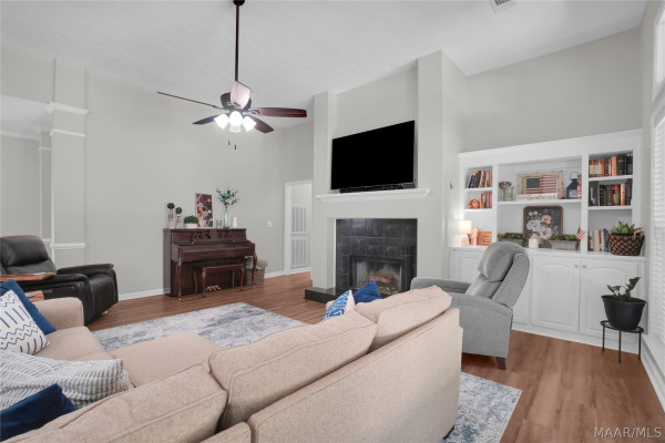 1375 Emerald Mountain Parkway