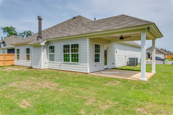 372 Crestwood Circle
