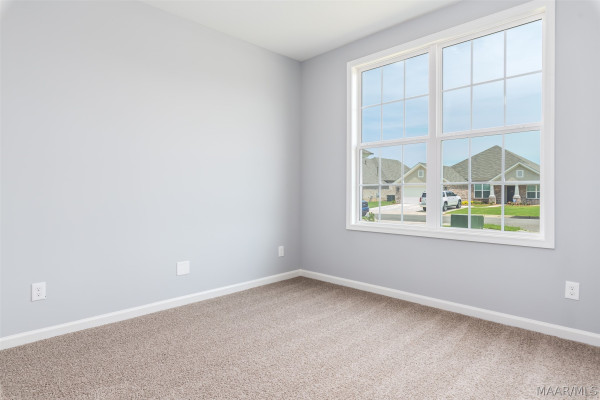 372 Crestwood Circle