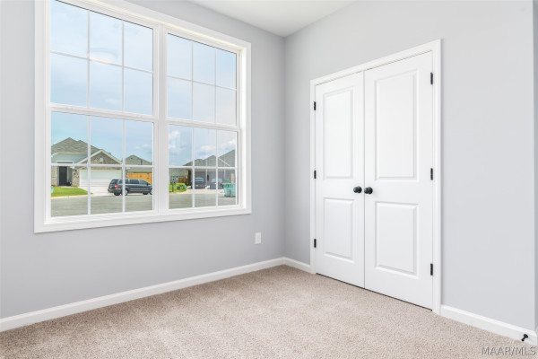 372 Crestwood Circle