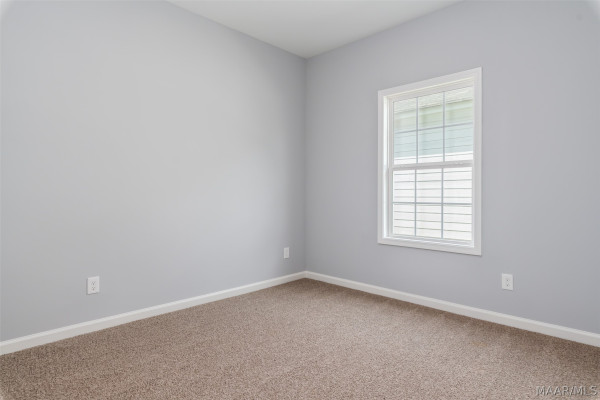 372 Crestwood Circle