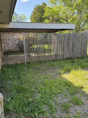 415 W Wilding Drive