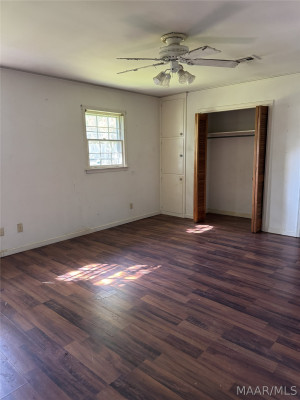 415 W Wilding Drive