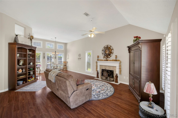 7542 Pinnacle Point