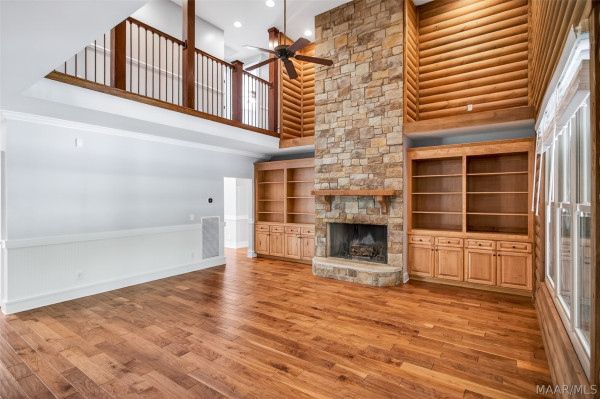 291 MOORE Drive