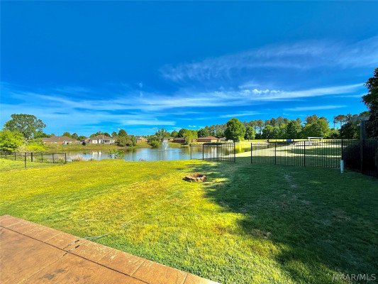 606 Vintage Way