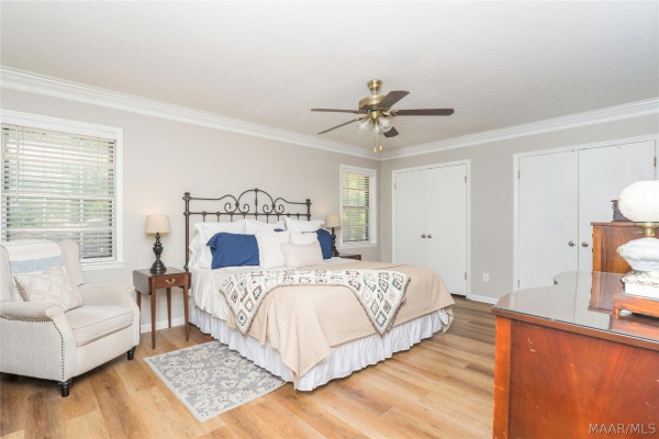 932 WHITEHALL Parkway