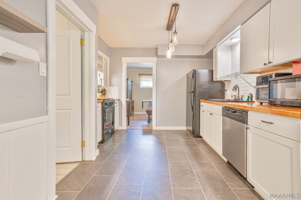 3558 S Georgetown Drive