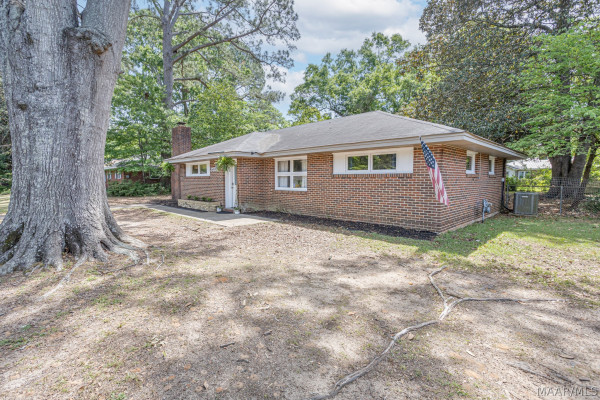 3558 S Georgetown Drive