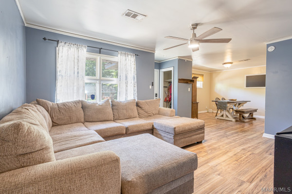 3558 S Georgetown Drive