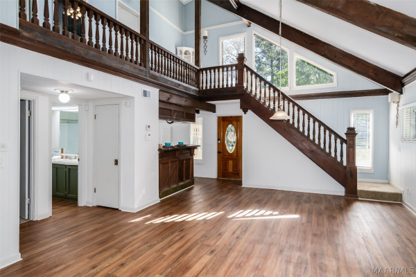 1854 LONGMEADOW Drive