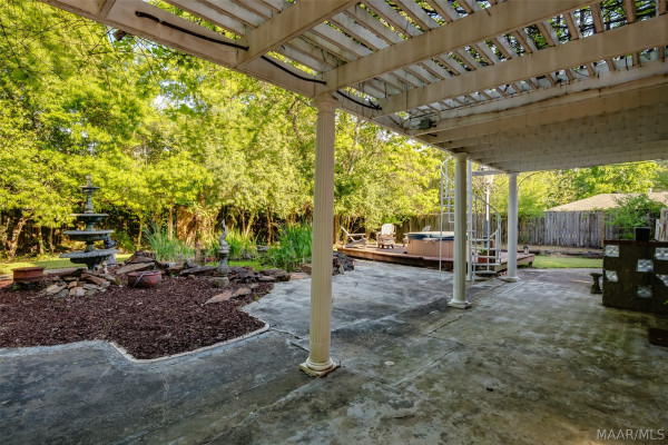 1854 LONGMEADOW Drive