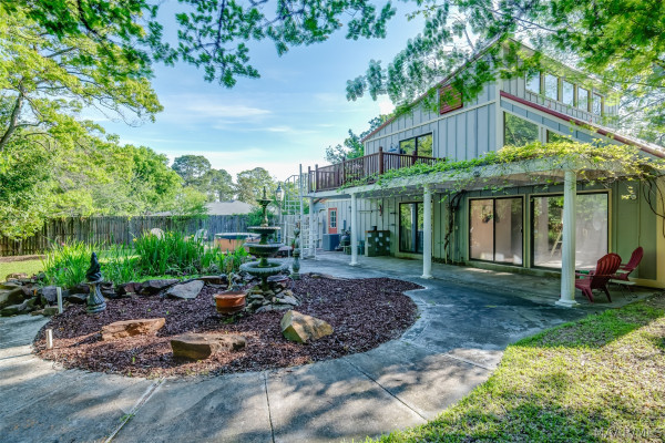 1854 LONGMEADOW Drive