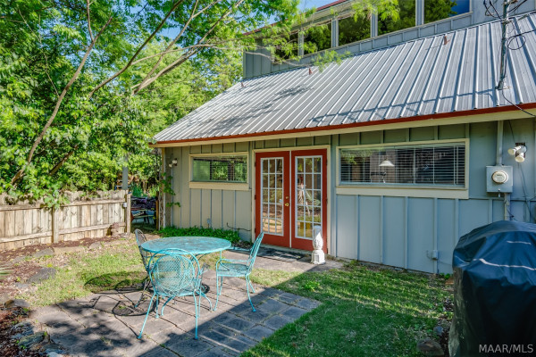 1854 LONGMEADOW Drive