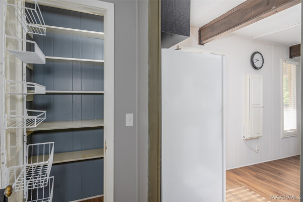 1854 LONGMEADOW Drive