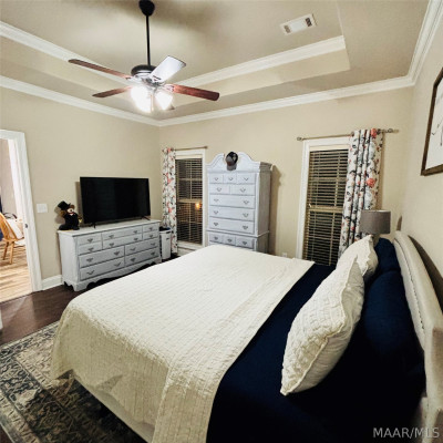 181 Village Knoll