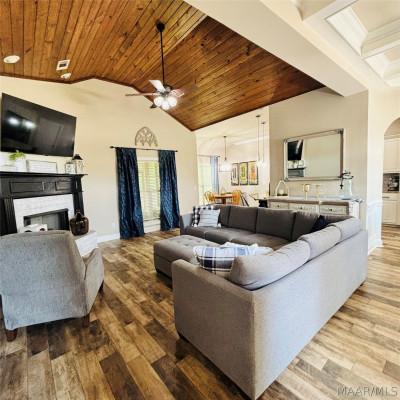 181 Village Knoll