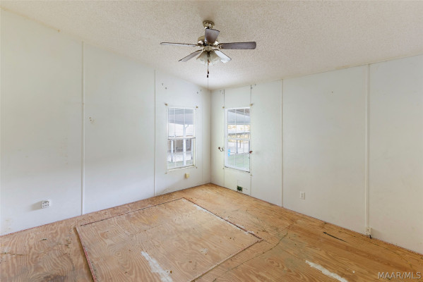 25 County Road 569 Road