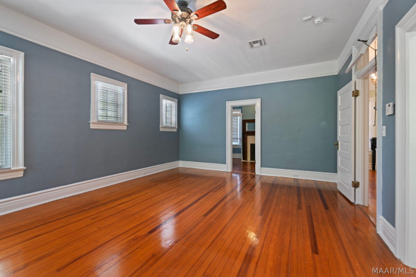 4 S Capitol Parkway