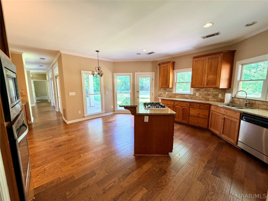 169 Farmington Lane