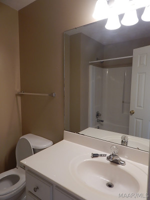 1333 Centerfield Court