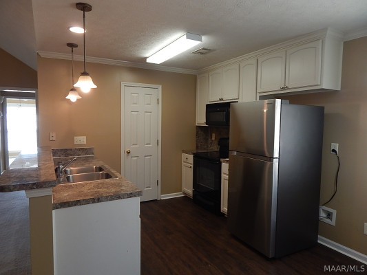 1333 Centerfield Court