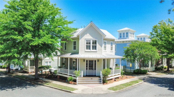 76 Chapel Hill Street