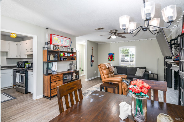 1630 Deatsville Highway