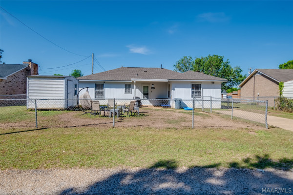 1630 Deatsville Highway