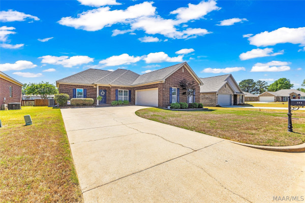 385 Country Club Drive