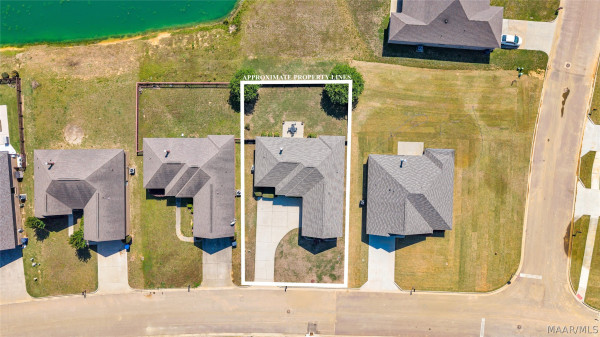 385 Country Club Drive