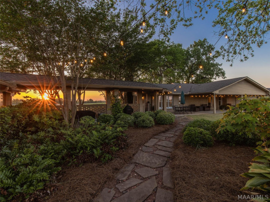 5610 Trotman Drive