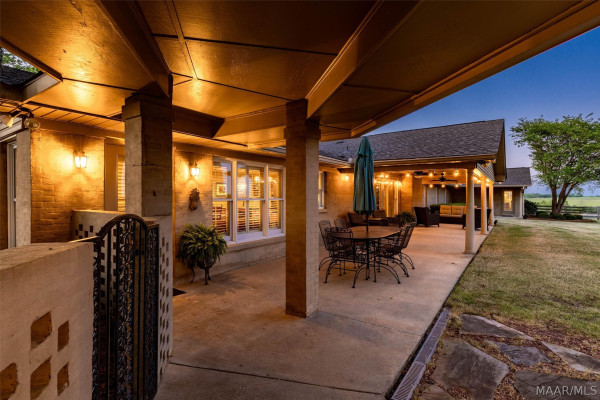 5610 Trotman Drive