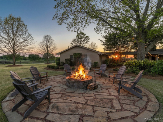 5610 Trotman Drive