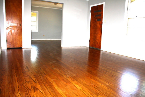 3338 Biltmore Avenue