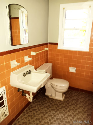 3338 Biltmore Avenue