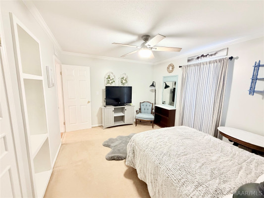 2608 Old Orchard Lane