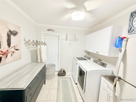 2608 Old Orchard Lane