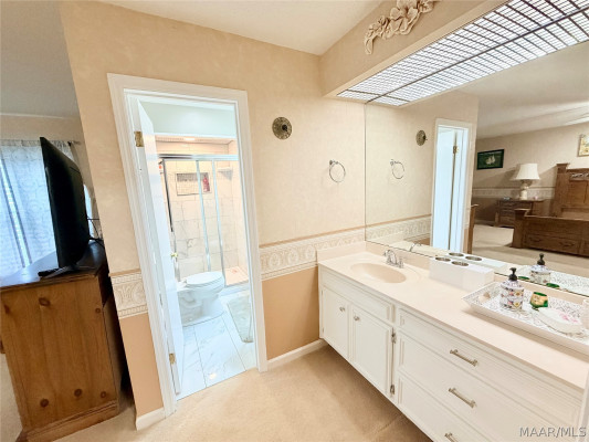 2608 Old Orchard Lane