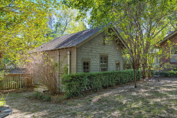 741 Thorn Place
