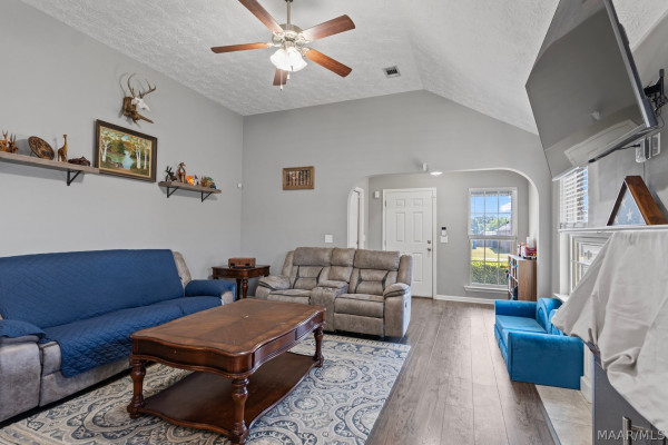 1673 BUENA VISTA Boulevard