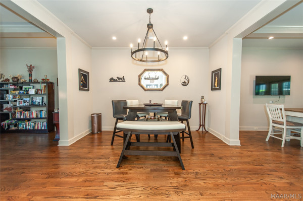 537 Cloverdale Road