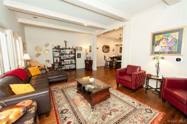 537 Cloverdale Road