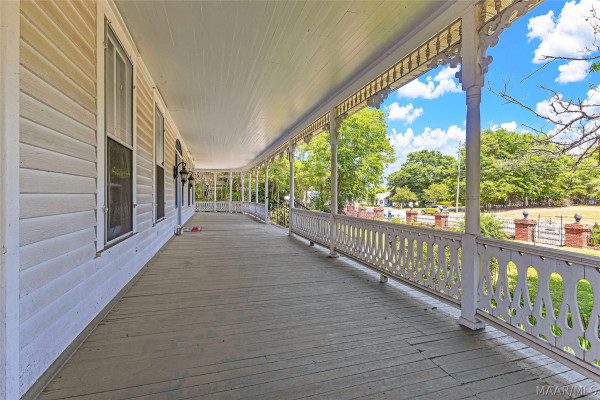 306 Jordan Avenue