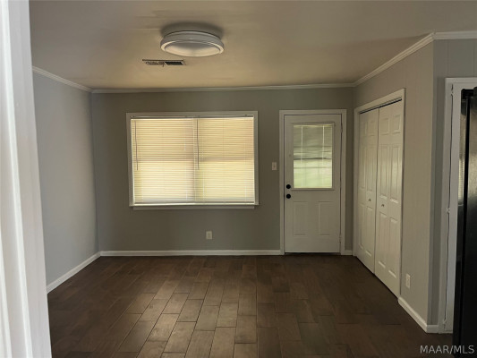 6459 PINEBROOK Drive