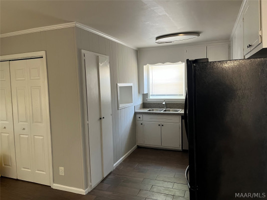 6459 PINEBROOK Drive