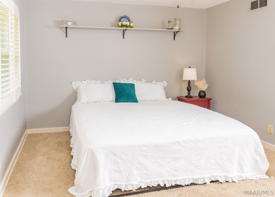 2731 Sweetbriar Road