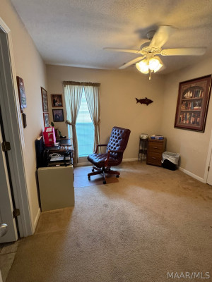 86 STERLING Drive